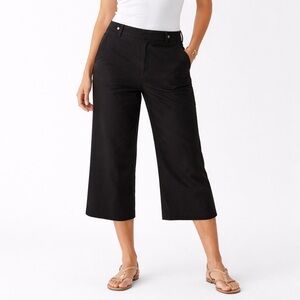 Sandro sportswear black capris size 8 business casual office fall classic